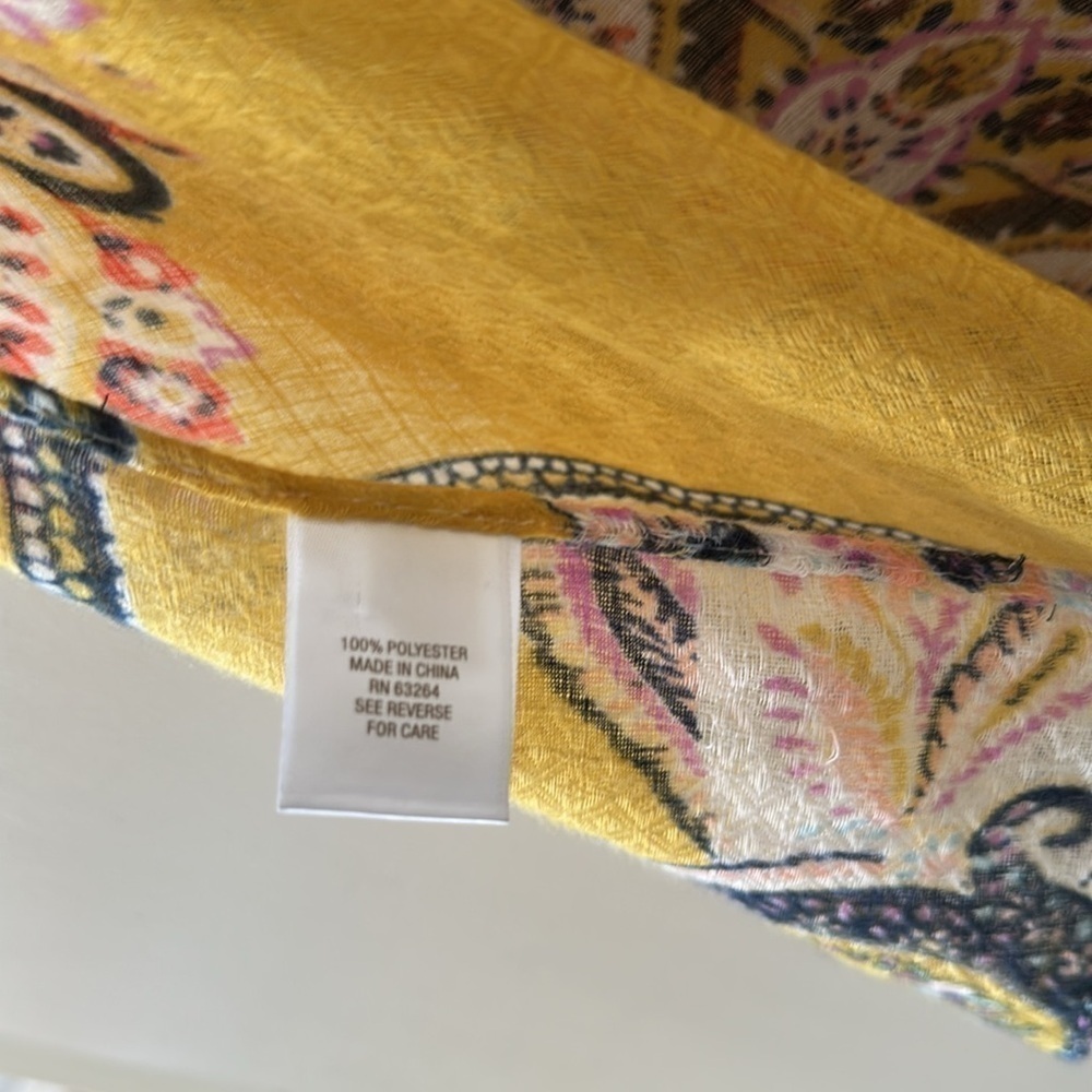 Scarf - Picture 4 of 4